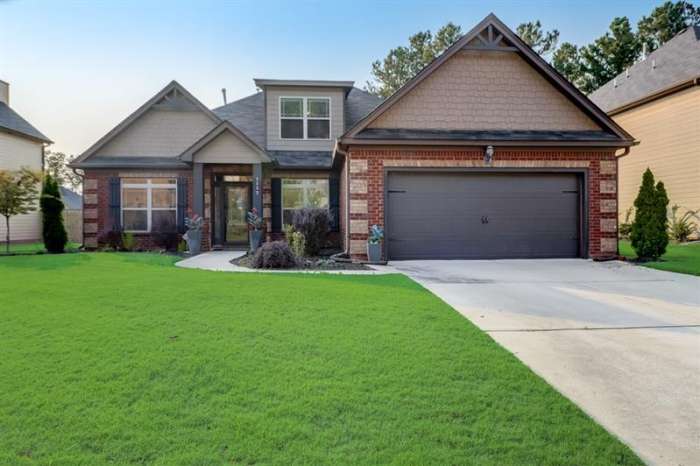 1117  Sly Fox  Run  Fairburn 30213